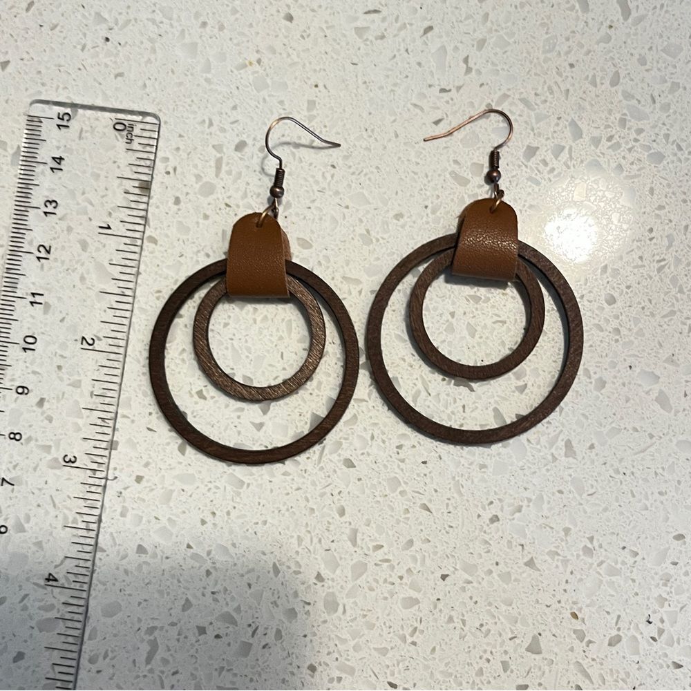 Brown and Tan Double Hoop Earrings - Picture 3 of 7